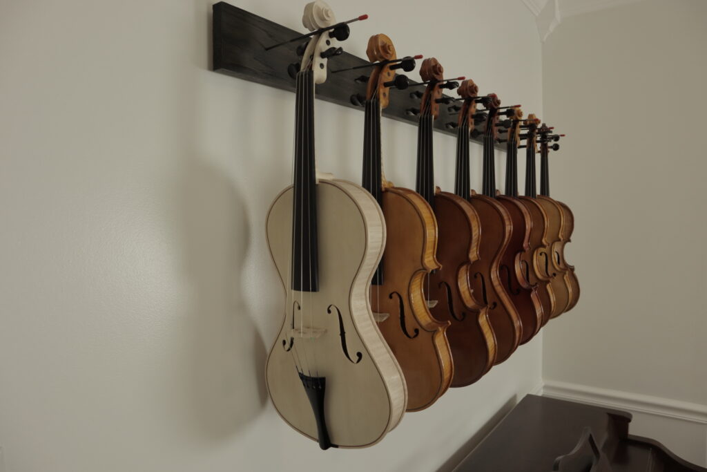 Hanging violins